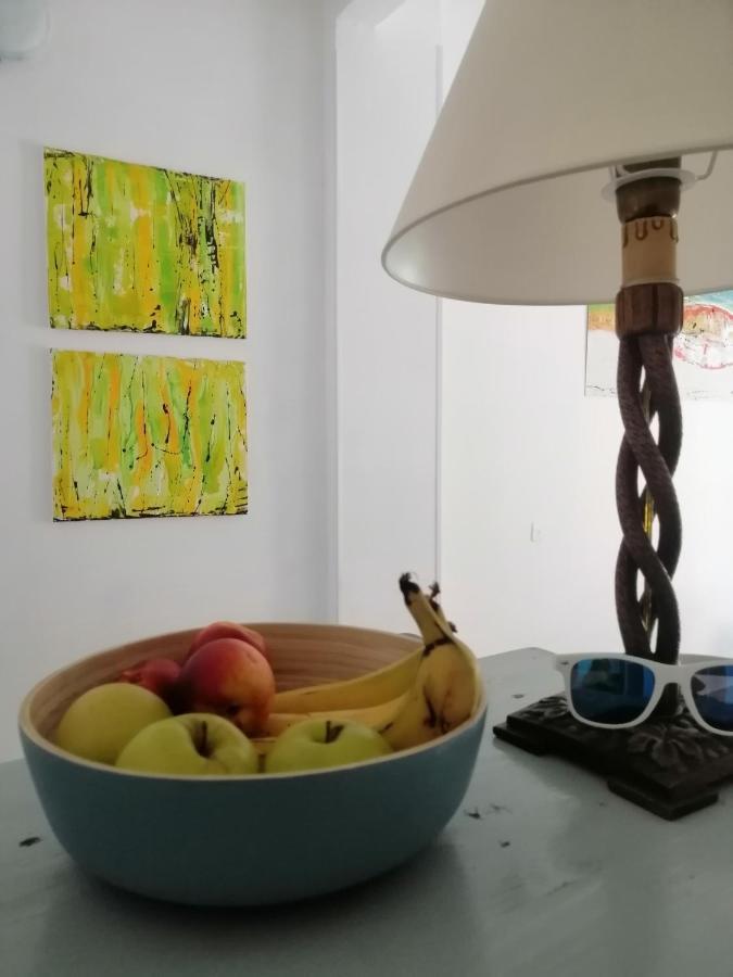 Albergo Blue Fish Албисола Супериоре Екстериор снимка